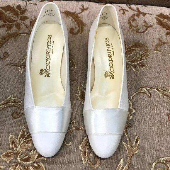 Dye-Able White Gloria Boca Crepe and Satin, Formal Elegant Wedding Comfortable - Picture 2 of 16